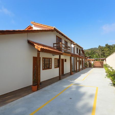 Refugio A 800M Da Praia-Pet Ok & Churras บัลเนอาริโอ กังโบริว ภายนอก รูปภาพ